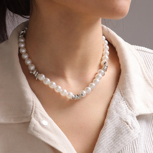 Collar de una sola capa con púas de perlas, geométrico, blanco, unisex, para uso diario - Product Image 1