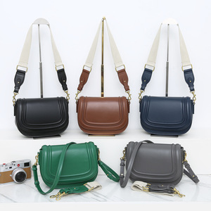 Sac bandoulière unisexe de luxe en cuir PU magnétique imperméable, style <span class=keywords><strong>selle</strong></span> <span class=keywords><strong>espagnole</strong></span>, nouvelle collection, avec large sangle diagonale, le plus vendu - Product Image 2