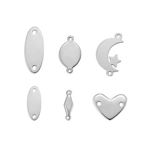 Customized Zinc Alloy Bright Silver Nickel Plated Engraved Brand Logo <strong>Metal</strong> Bag Label with Hole Design for Clothing - Product Image 3