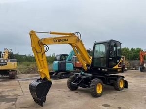 Vente Flash : Excavatrice sur pneus Hyundai 60W-7 de bonne qualité à prix avantageux - Product Image 2