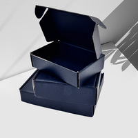 Boîte d'emballage d'expédition de livraison postale en papier kraft noir personnalisé carton ondulé dur éponge de stratification mate logo en feuille d'or