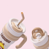 Gobelets à café portables en acier inoxydable de 700 ml, gobelet à glace Labubu, grande capacité, gobelet isotherme sous vide avec poignée et paille