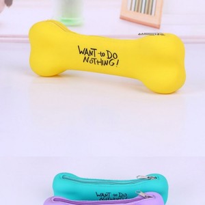 Linda Bolsa de Juguete para Mascotas con Cierre 'Want to Do Nothing' - Estuche para Huesos de Perro Suave y Elegante - Product Image 6