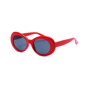 Lunettes de soleil ovales élégantes pour femmes, protection UV400, verres en PC, monture rouge, lunettes de soleil tendance pour les voyages en plein air et la scène - Product Image 1
