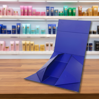 Boîte cadeau magnétique pliable bleu marine avec logo personnalisé, emballage plat durable pour la vente au détail en boutique et l'expédition mondiale