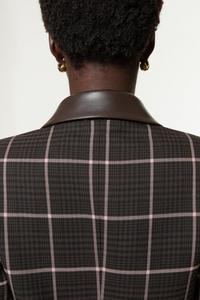 Giacche da <span class=keywords><strong>Donna</strong></span> Personalizzate, MOQ 50 Pezzi, Alta Qualità, Risvolto Dentellato, Maniche Lunghe, in <span class=keywords><strong>Pelle</strong></span> PU, Design a Quadri, Nuovo Modello - Product Image 4