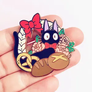 Design Logo Cartoon Gold Plated Pin Metal Custom Soft Enamel Lapel Pin Anime fantasy Hard Enamel Pins Badge with Glitter