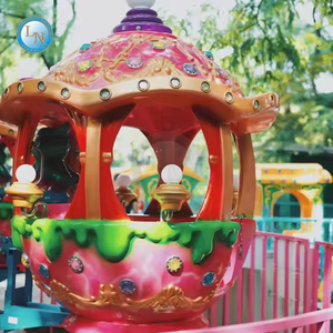 Château rotatif électrique Offre Spéciale petit carrousel électrique mobile adapté aux enfants en plein air et aux centres commerciaux - Product Image 5