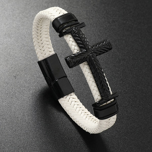Pulsera de Cuero Genuino Tejido de Alta Calidad para Hombre Estilo Europeo y Estadounidense con Dijes en Venta - Product Image 2