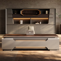 Bureau de direction moderne haut de gamme de luxe italien, en placage de noyer de qualité E0, MDF, bureau modulaire de grande taille pour immeuble de bureaux
