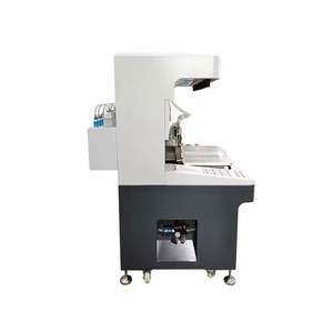 Machine de distribution automatique Yunqingtech pour la fabrication de patchs en caoutchouc PVC souple - Product Image 3