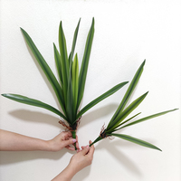 Daun Anggrek Cymbidium Plastik Berkualitas Tinggi, Tanaman Mini dalam Pot, Daun Phalaenopsis Sentuhan Asli, Dekorasi Natal