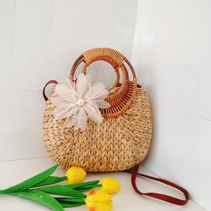 กระเป๋าหวายสีน้ำตาลอ่อนสำหรับชายหาดสไตล์ผักตบชวาทอลายคลาสสิกจากเวียดนามของขวัญจากผู้ผลิต - Product Image 4