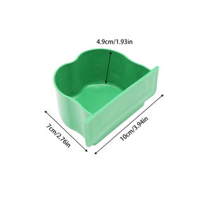 Nouvelle conception de bols suspendus pour l'alimentation des perroquets, coupelles en plastique pour l'eau, mangeoires pour <span class=keywords><strong>oiseaux</strong></span>, boîtes à nourriture, auge - Product Image 3