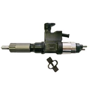 Nouvel ensemble injecteur de carburant diesel en fer de haute qualité pour pièces de moteur mécanique d'excavatrice 0590005471 - Product Image 1