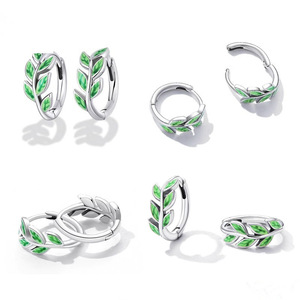 Orecchini a Cerchio con Foglie Verdi Stile Foresta per Donne, Accessori Artistici Ispirati alla Natura per Uso Quotidiano - Product Image 5