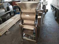 Broyeur de fruits industriel 0.5t 1t Broyeur de fruits Prix Raisins Vinification Machine à concasser les fruits