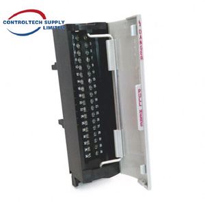 Module d'interface de communication d'automatisation en aluminium ICS Triplex T8230 avec deux ports Ethernet et quatre ports série - Product Image 3