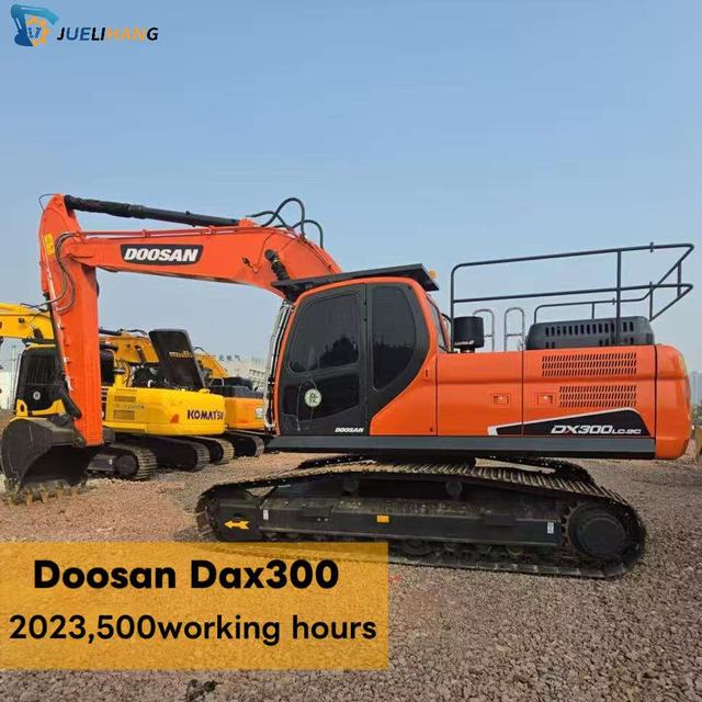 Hot Selling Original Second-hand Doosan DX300 Crawler Excavator 2023 Model 2.0m Bucket Capacity 29.5 Ton Operating Weight