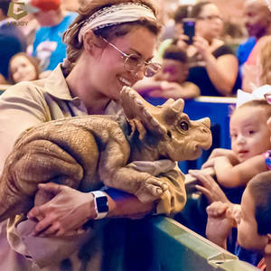 SGDP19 Pupazzo Realistico di Dinosauro Marionetta a Mano in Gomma per Bambini - Product Image 2