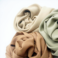 Nouveau Voile Long en Soie de Médine Couleur Unie, Châle Élégant pour Femme Musulmane, Idéal pour l'Été 2026
