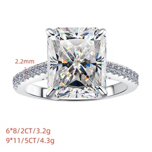 Anello di Lusso in Moissanite Certificata GRA da 2ct e 5ct, Taglio Radiant VVs1, in Argento Sterling S925, Regalo di Fidanzamento per Donne - Product Image 6