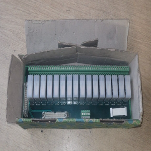 Neues Original UMK16 REL/KSR24/21/S8 Aktivmodul 2970934 UMK16RELKSR24 SPS-Programmierung - Product Image 1