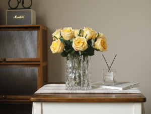 AL-1467 all'ingrosso multicolore fiore artificiale <span class=keywords><strong>rose</strong></span> rosse bouquet per ufficio festa di nozze decorazione festa della mamma
