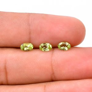 YASHEE - Piedra natural de peridoto ovalada de 5x3 mm, piedra calibrada para la fabricación de joyas, color verde - Product Image 2