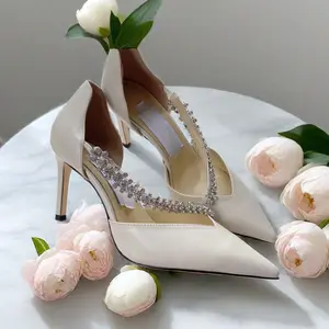 Donne all'ingrosso nuovo Design 8.5cm tacco sottile da sposa avorio pompe donne spose cristalli scarpe per matrimonio