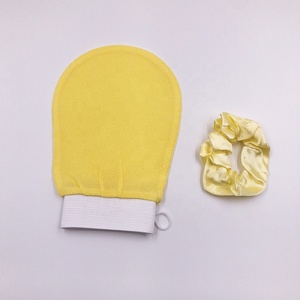 <span class=keywords><strong>Gant</strong></span> <span class=keywords><strong>Kessa</strong></span> marocain à la mode de forme ovale exfoliant gommage <span class=keywords><strong>gant</strong></span> Satin cheveux chouchous pour le corps Hammam gommage fait éponge - Product Image 5