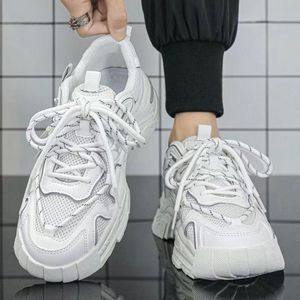 Fabricant de baskets pour jeunes à la mode, OEM, respirantes, en mesh, avec patch en caoutchouc, chaussures décontractées de style walking - Product Image 3