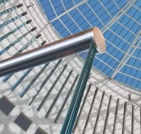 Garde-corps et rampes de terrasse et d'escalier modernes en acier inoxydable 304, réglables en hauteur, en forme de tube rond