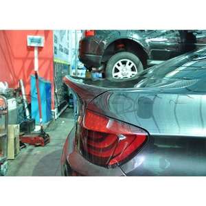 Kit de Carrocería de Fibra de Carbono OLOTDI, Estilo V, Puerta Trasera para F10 520i/540i, Piezas Ligeras para Auto, Acabado Epoxi de Alto Brillo - Product Image 5