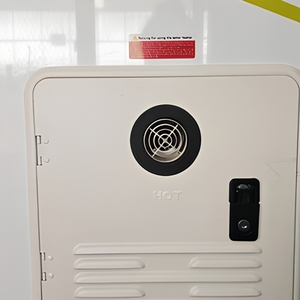 Casa Móvil Tipo <span class=keywords><strong>Camper</strong></span> para Camioneta, de Fibra de Vidrio Reforzada (FRP) Blanca, con Energía Solar, Inodoro, Toldo y Gatos Hidráulicos - Product Image 6