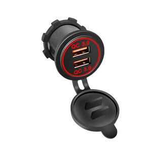 Chargeur de voiture double USB Weichuang 12-24V QC3.0 à charge rapide avec cache anti-poussière pour voiture et moto - Product Image 1