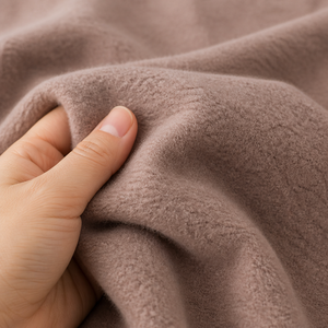 Tissu polaire brossé CVC 60 % coton 40 % polyester 280 GSM, doux et épais, idéal pour vêtements de nuit et doublures de vêtements – Vente directe usine - Product Image 5
