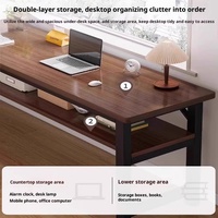 Bureau, maison de location simple, bureau d'ordinateur, chambre à coucher, usage domestique, bureau d'étude double, table longue rectangulaire minimaliste face au mur