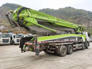 Pompe à béton diesel ZOOMLION ZLJ5440THBBE 56m d'occasion, modèle 2018, 300 kW, 180 m³/h, montée sur camion, d'origine chinoise, vente chaude - Product Image 3