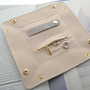 Creative PU jewelry bag, foldable jewelry box, <b>ring</b>, earring, and <b>necklace</b> storage rack, simple and stylish jewelry tray - Product Image 3