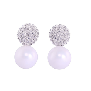 Pendientes de oro blanco con forma de bola de perlas de imitación, chapados en plata, joyería clásica de moda para boda para mujer - Product Image 1