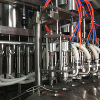 Machine d'emballage liquide entièrement automatique pour sachets Doypack à bec verseur, adaptée au yaourt et à la purée