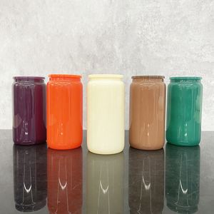 Verre à bière coloré de 16 oz, vierge pour sublimation, avec couvercles en plastique PP, pour emballages UV – Collection Automne Hiver Noël – Entrepôt USA - Product Image 2