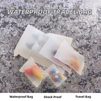 Sac de rangement pour chaussures en plastique PE imperméable et portable avec fermeture éclair et impression en gravure