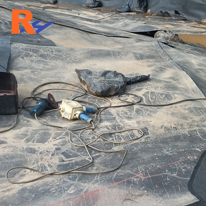 Géomembranes comme revêtements miniers pour les systèmes de confinement des plateaux de lixiviation en empilage, revêtement de systèmes de lixiviation en empilage pour l'extraction de l'or - Product Image 4