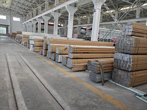 Chaîne de montage d'usine en <span class=keywords><strong>aluminium</strong></span> faite sur commande de la Chine extrusion de fente de 60*60mm T anodisant les services de cintrage de coupe en <span class=keywords><strong>aluminium</strong></span> faite sur commande de profil - Product Image 6