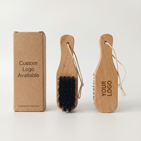 Mini brosse à chaussures en bois avec poils de cheval, outil écologique brun pour éliminer la poussière et cordon de suspension