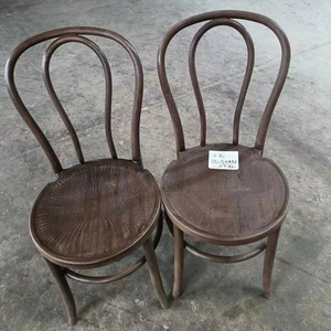 Chaise en résine PP monobloc durable, fabriquée directement en usine, chaise en bois courbé moulée en une seule pièce, chaise empilable moderne, légère, pour usage intérieur et extérieur - Product Image 1