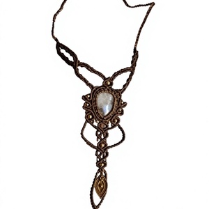 Collar con Colgante de Piedra Lunar Marrón Hecho a Mano, Estilo Boho Étnico, Joyería de Diseño Geométrico con Baño de Bronce Antiguo - Product Image 1