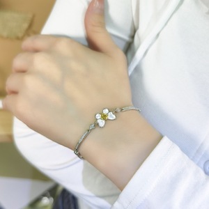 Bracelet en chaîne de cristal de 5 mm avec 9 papillons en nacre fine, pierre naturelle, argent sterling 925, bijoux faits à la main pour femmes - Product Image 4